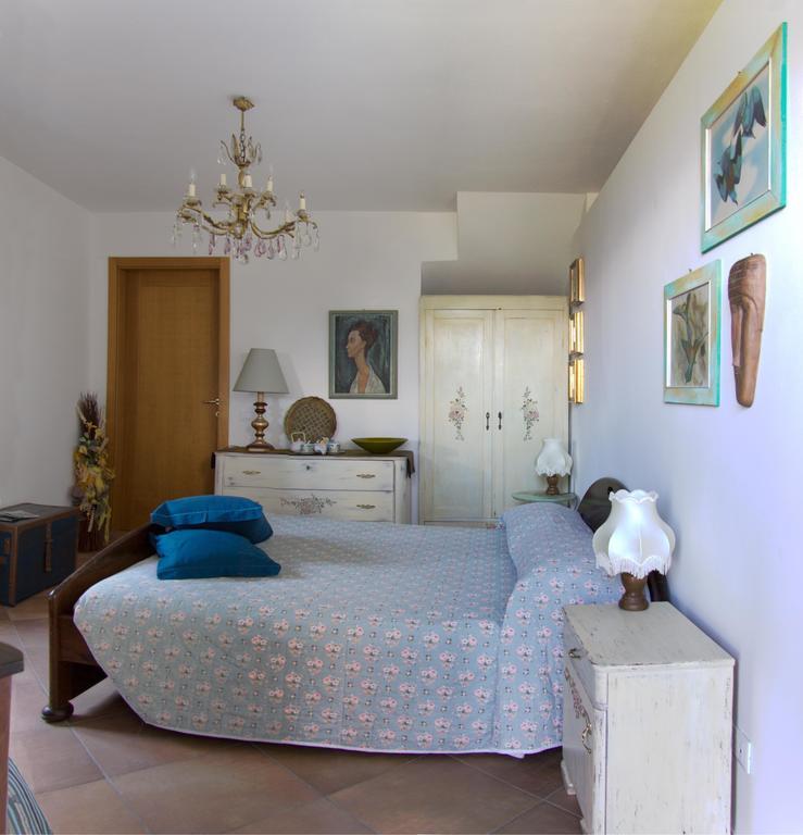 بيرجيني فالسويانا B&B Alba Sul Lago الغرفة الصورة