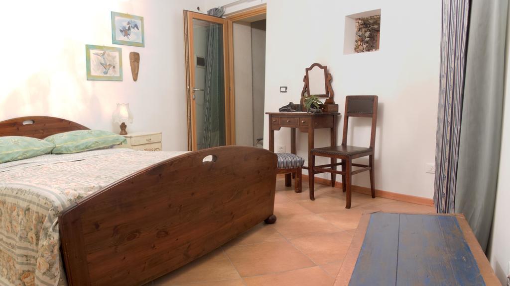 بيرجيني فالسويانا B&B Alba Sul Lago المظهر الخارجي الصورة